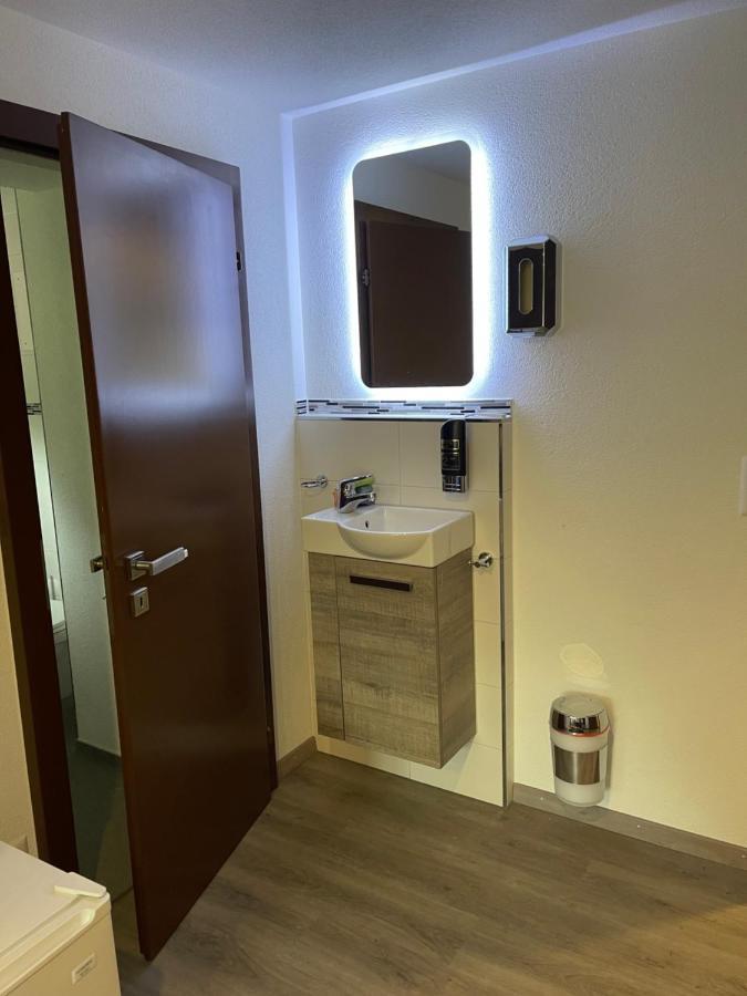 Apartamento Haus Alpenhof Wassen Exterior foto